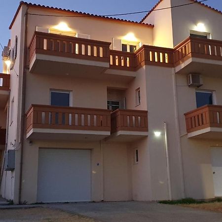 Blue Bay Apartment Chania  Buitenkant foto